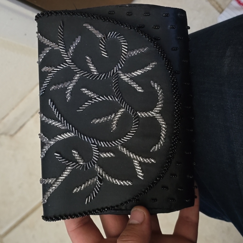 Regal purse